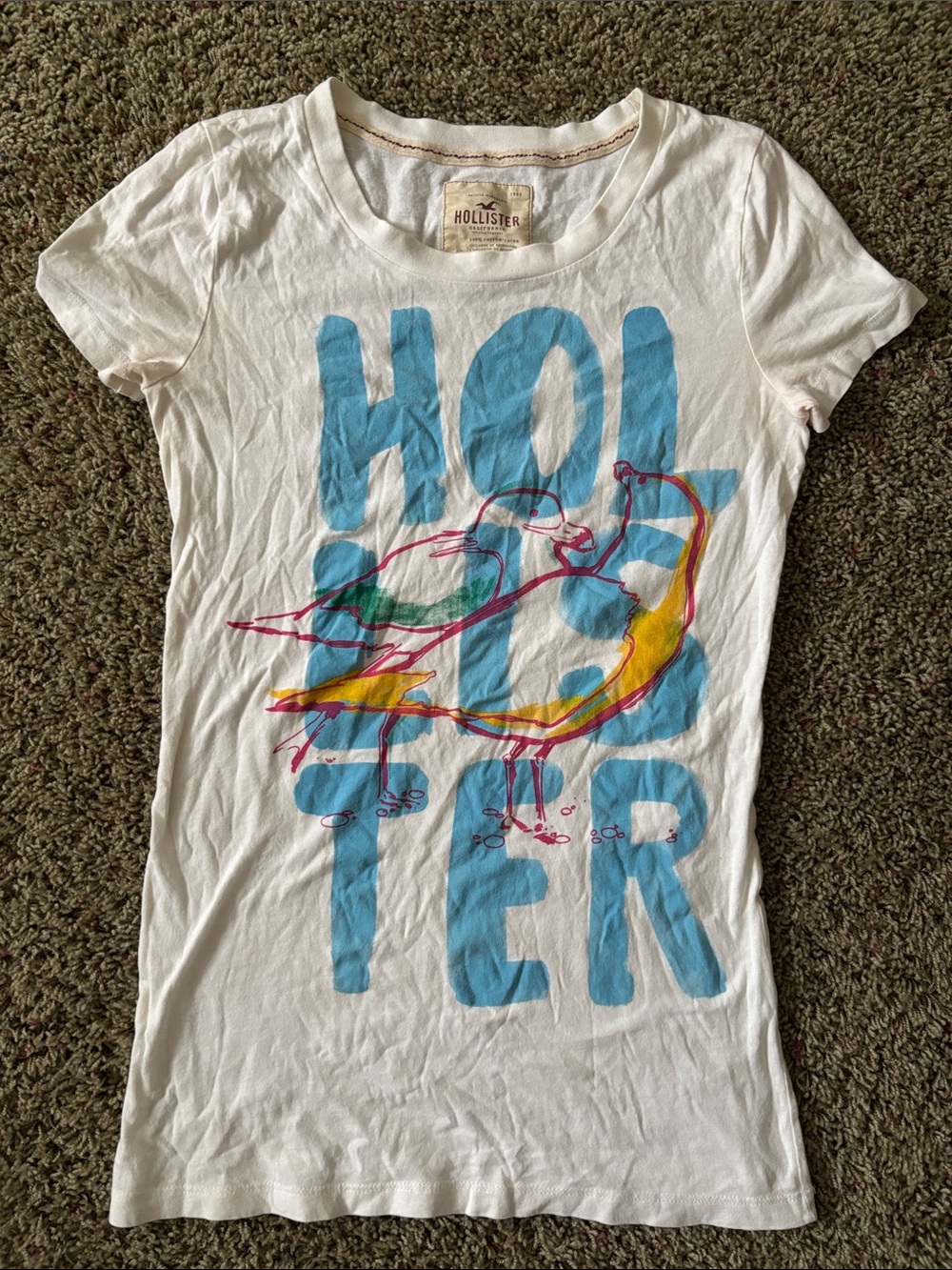 Hollister Vintage Y2K Women's Short-Sleeve Bird Graphic Long Tee-Shirt - Sz S